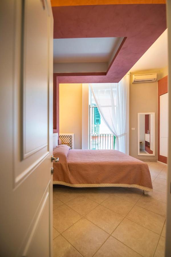 Mercatello Bed And Breakfast Наполи Екстериор снимка
