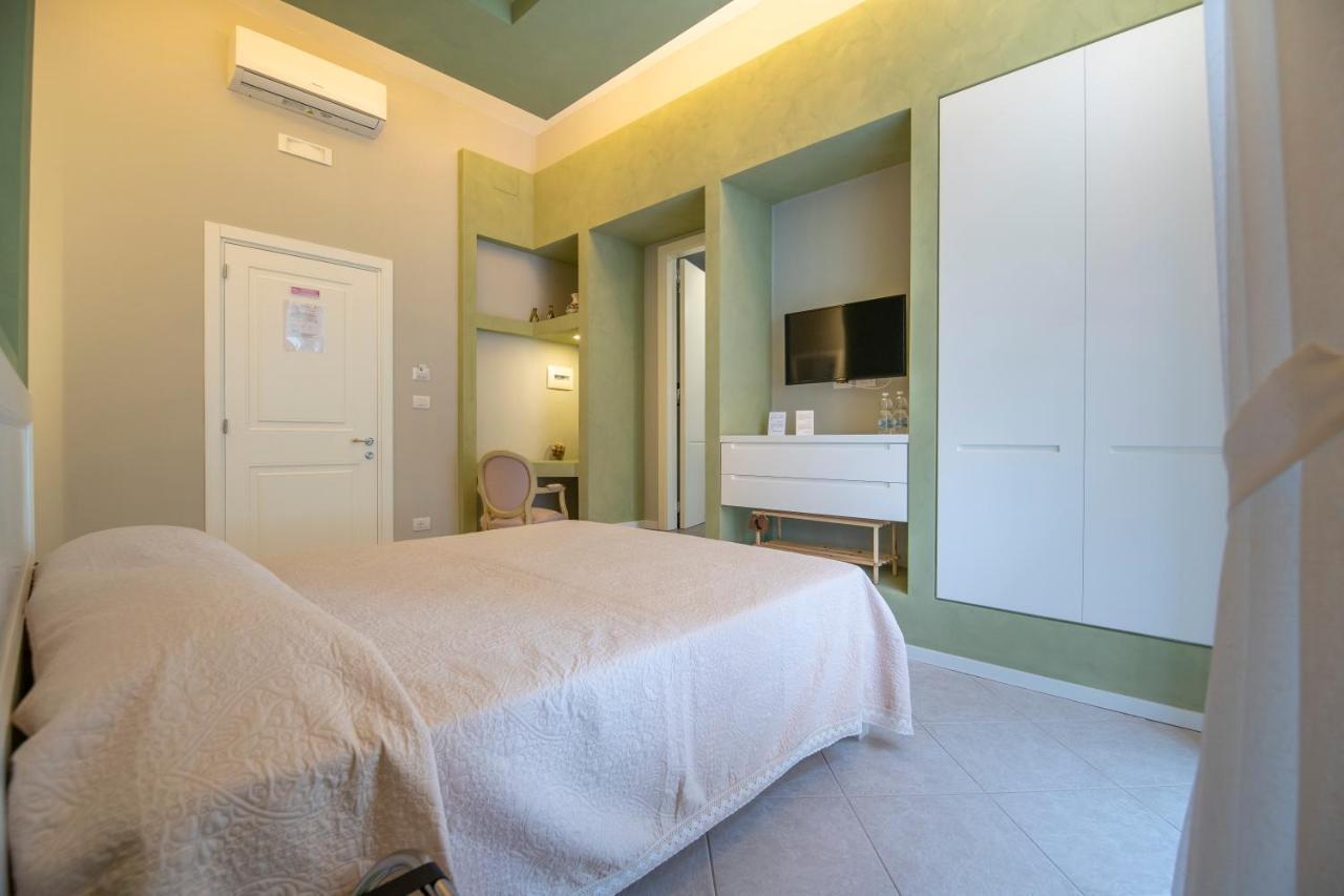 Mercatello Bed And Breakfast Наполи Екстериор снимка